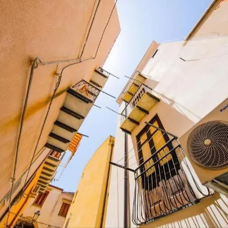 Holiday home Tower Sea View Cefalu